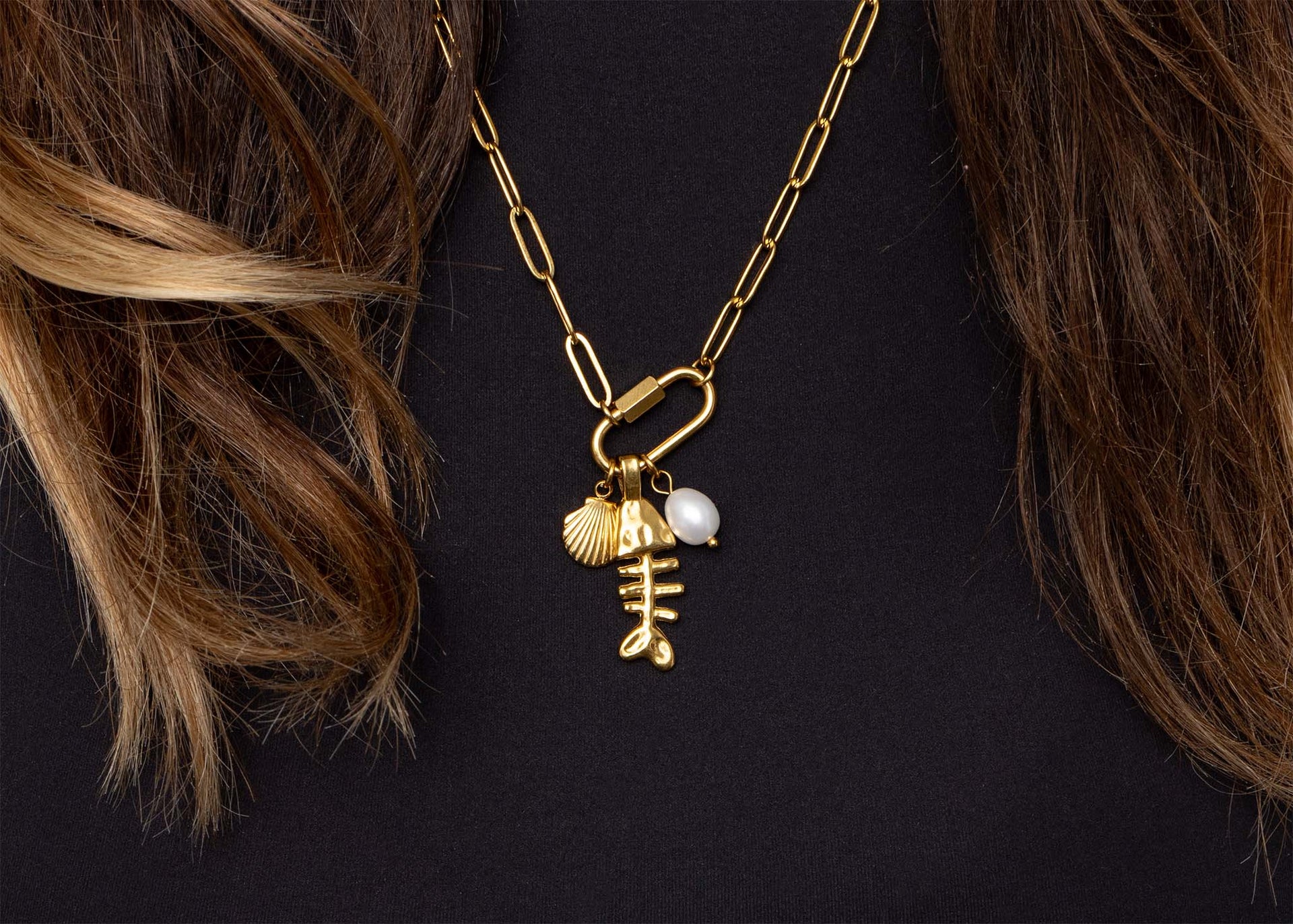 18K Gold PVD Paperclip Carabiner Necklace: Gold / 16+2" WJW