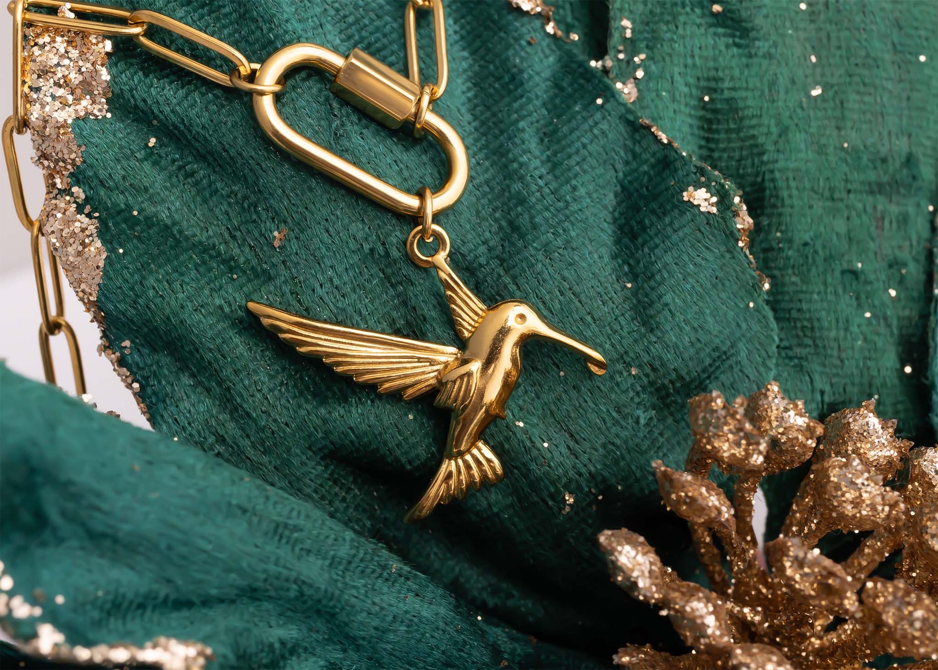 18K Gold PVD Paperclip Carabiner Necklace: Gold / 16+2" WJW