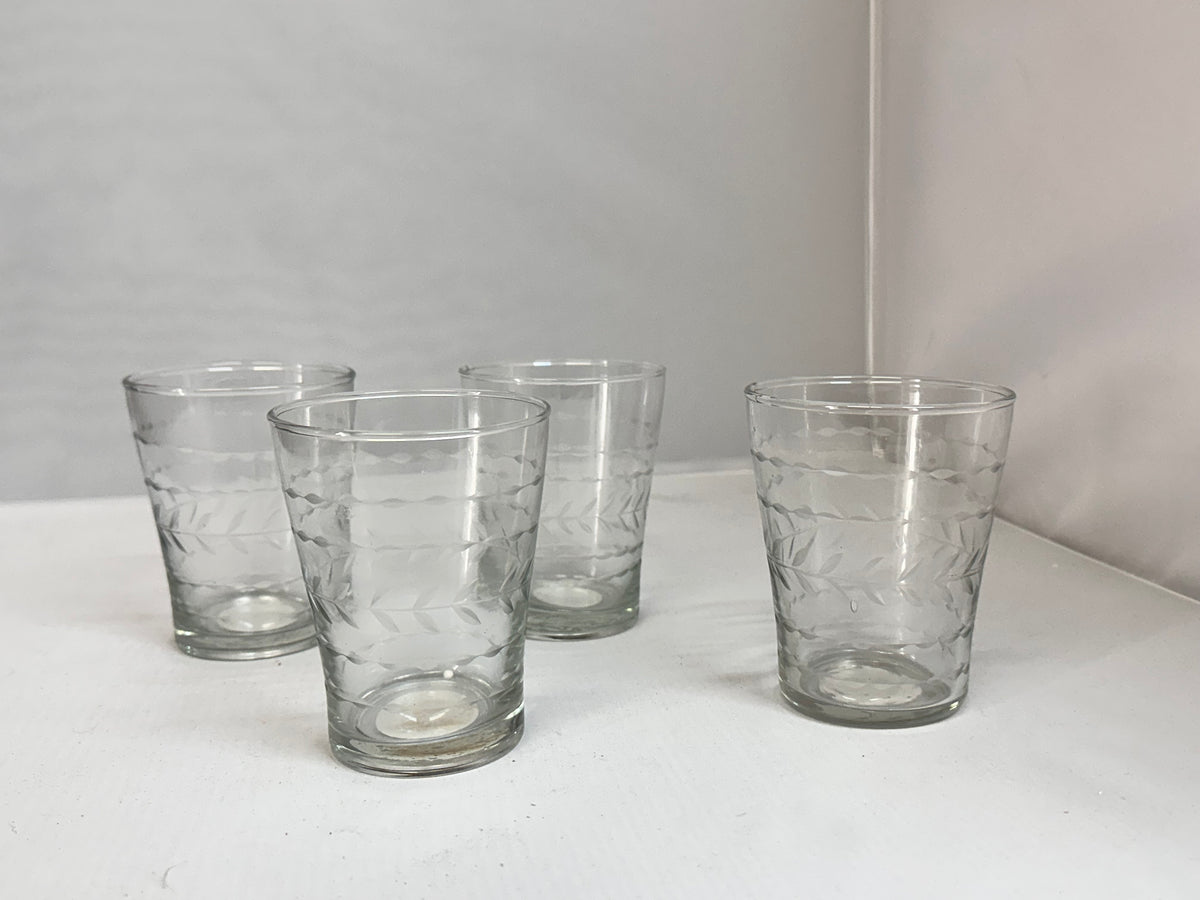 8 oz. Hand-Blown Etched Drinking Glass with Pattern; Set of 4