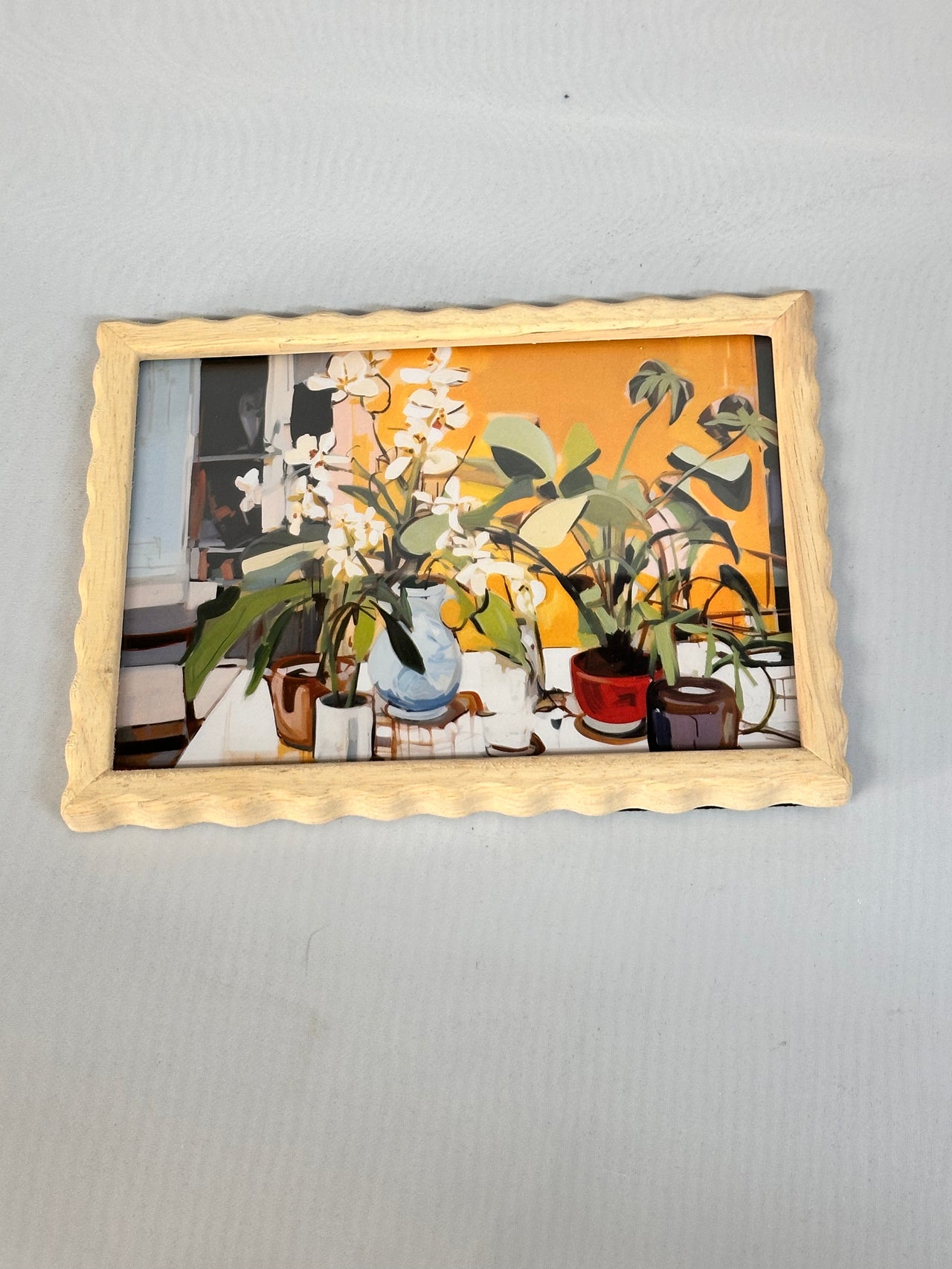 Scalloped/Ribbed Photo Frame, 2 Styles