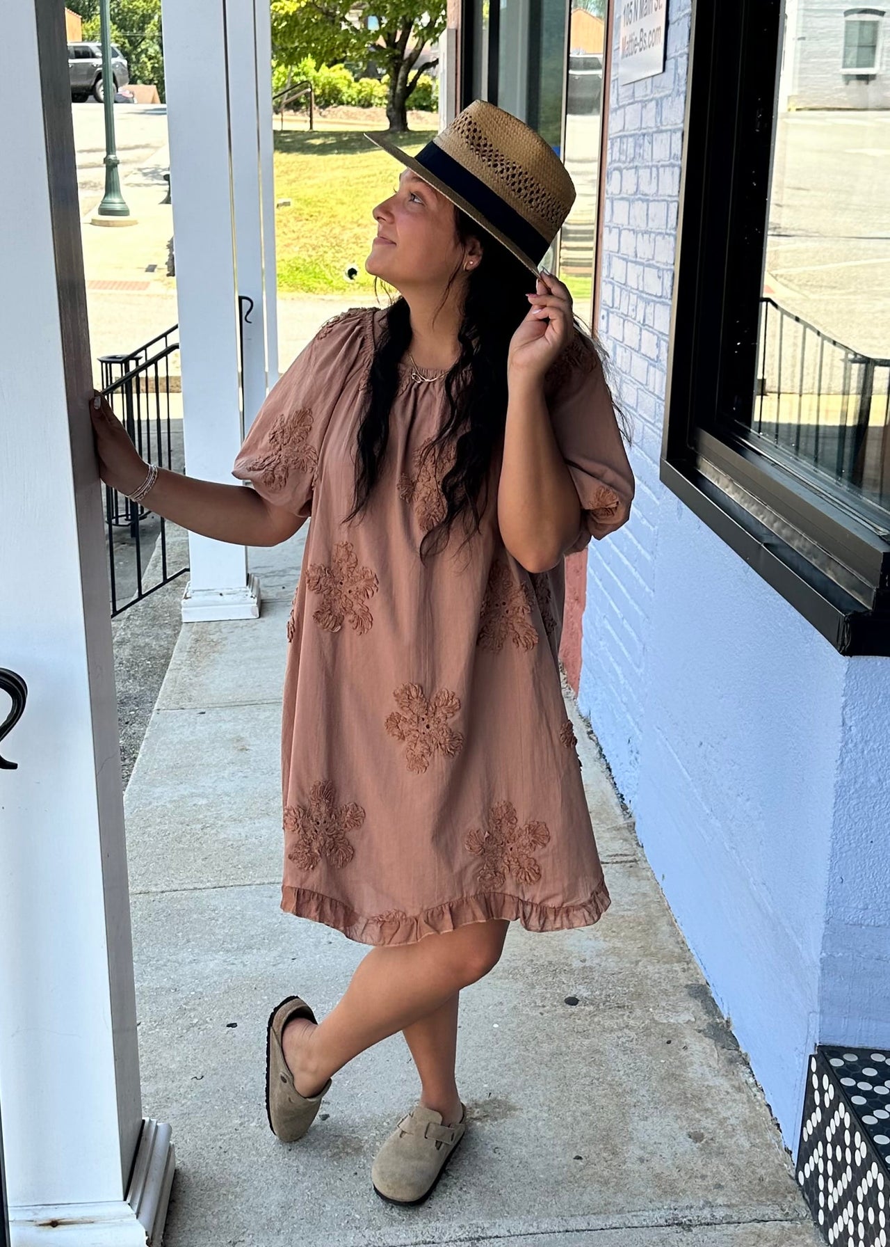 Bubble Sleeve Chenille Floral Embroidery Cotton Dress, Mocha Easel Dress