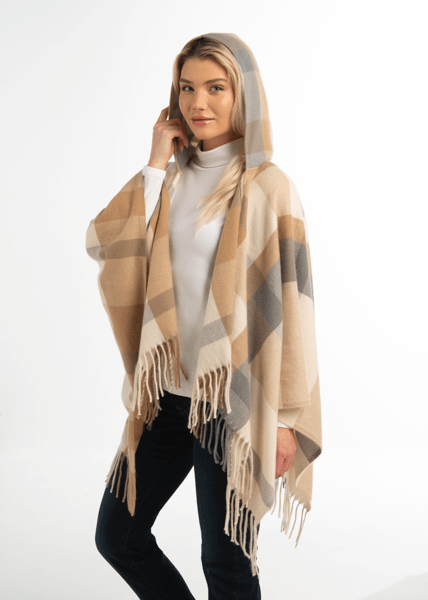 Chateau Hooded Wrap One Size Ganz Cape
