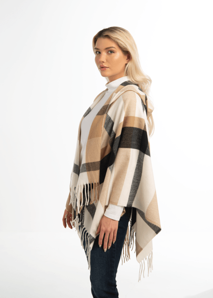 Chateau Hooded Wrap One Size Ganz Cape