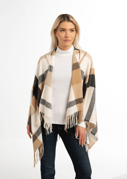 Chateau Hooded Wrap One Size Ganz Cape