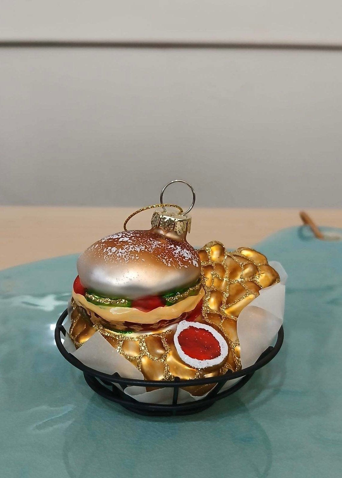 Cheeseburger Ornament in Glass Ganz Charms & Pendants