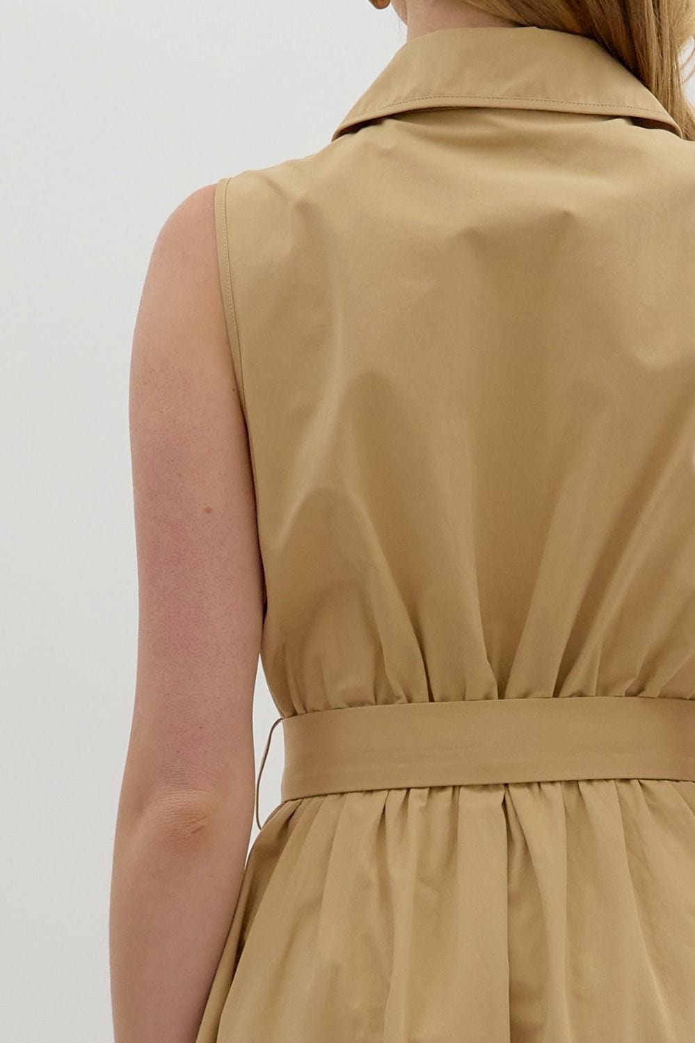 Dress Belted with Pleated Skirt & Pockets Entro Dress