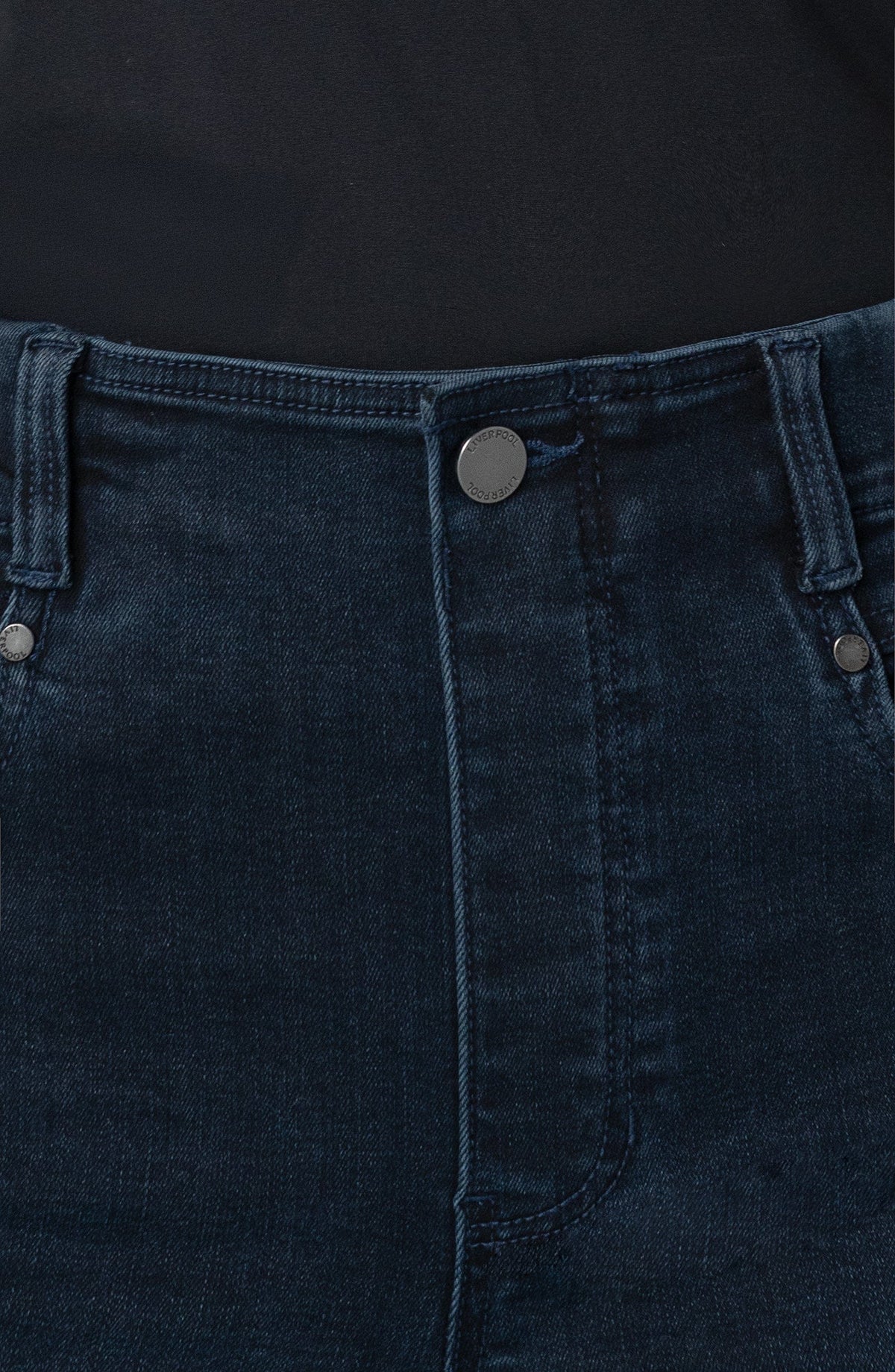 Gia Glider Pull-On Slim 29" Ins, Raven Wing Liverpool Jeans