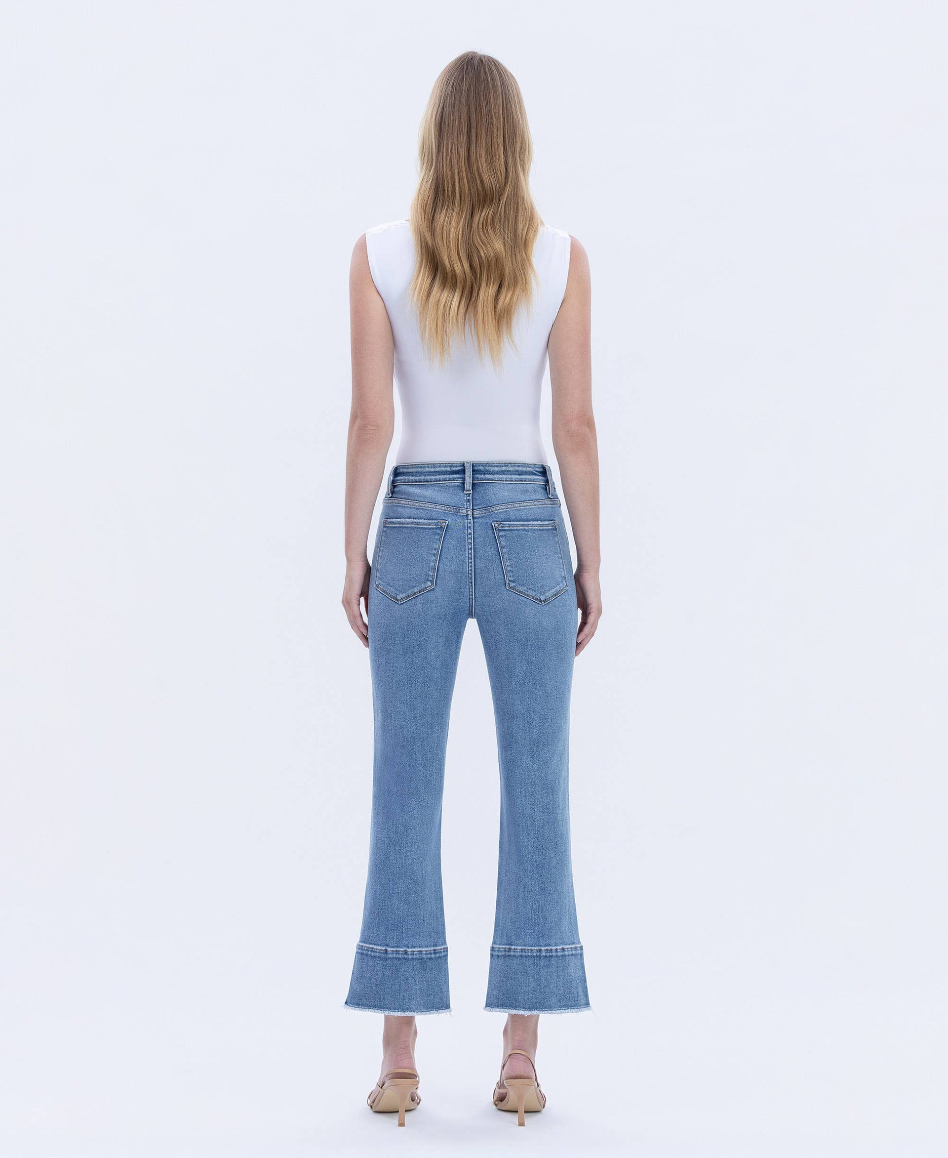 HIGH RISE TROUSER SLIT HEM KICK FLARE JEANS F6077: URBANE / 24 FLYING MONKEY