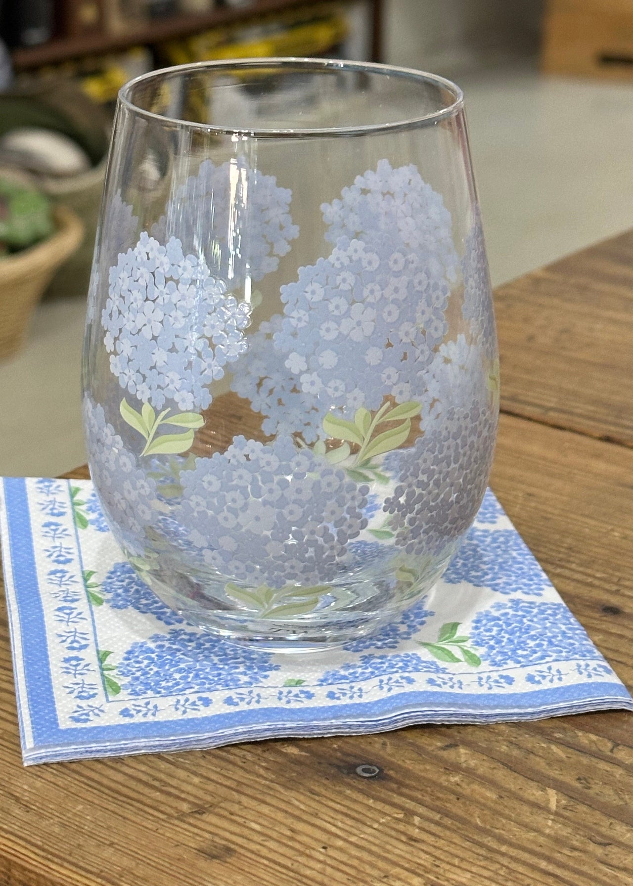 Hydrangea Stemless Wine Glass Two's Company wine glass