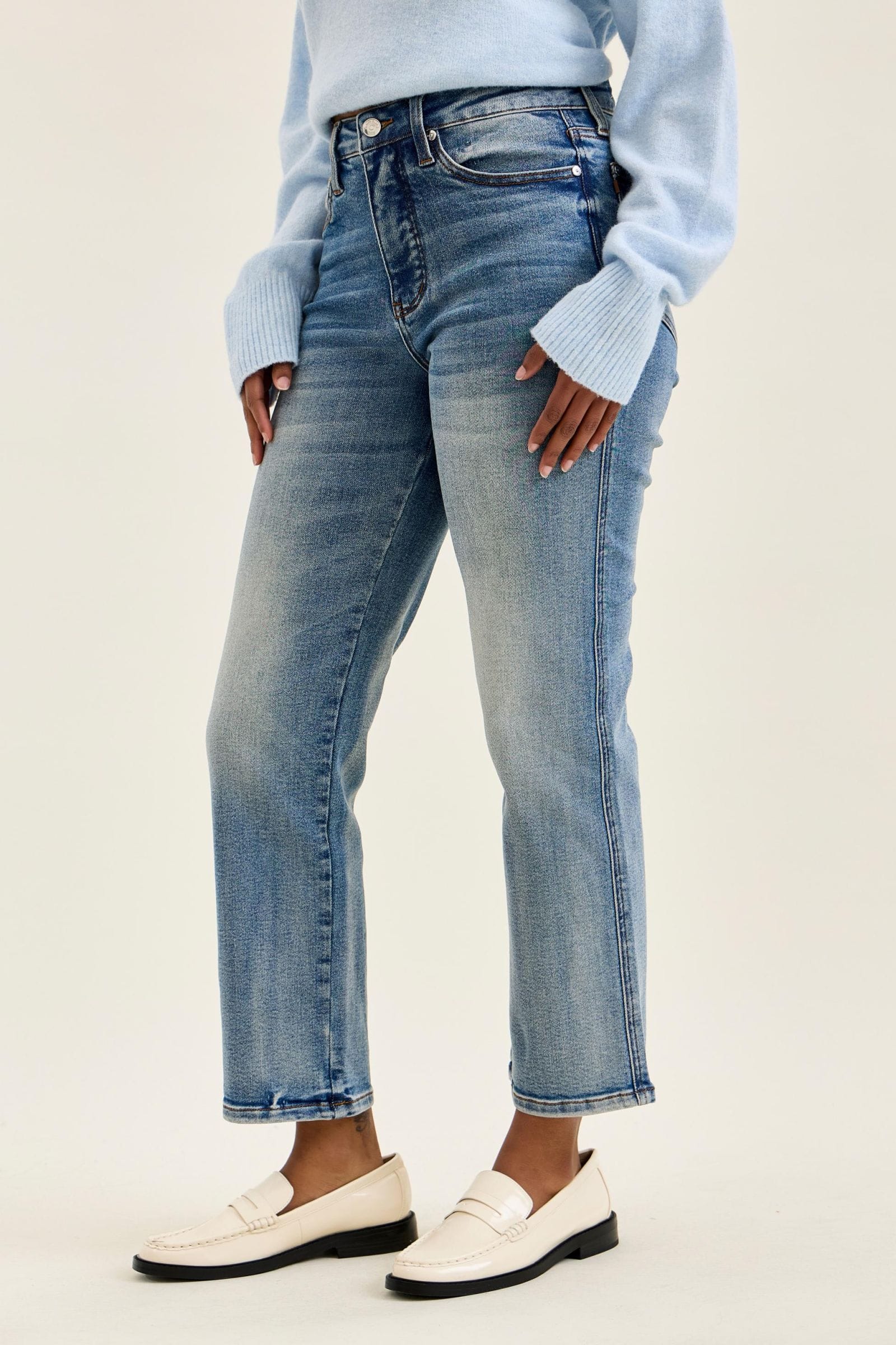Judy Blue HW Peggy Ankle Straight Leg Judy Blue Jean