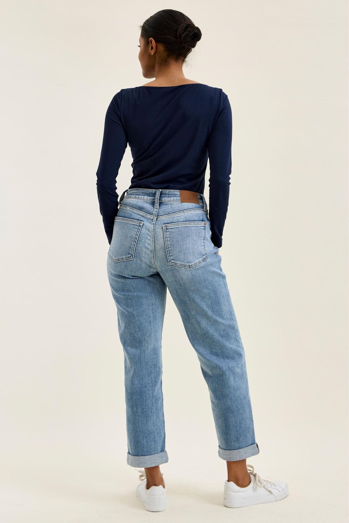 Judy Blue Mid Rise Boyfriend Jeans, Light Wash JUDY BLUE Jeans