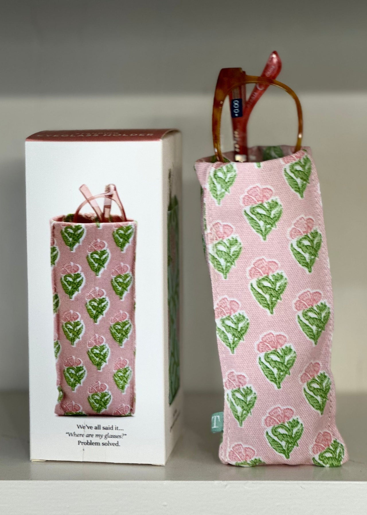 Looking Good - Floral Block Print Two’s Company holder Pink