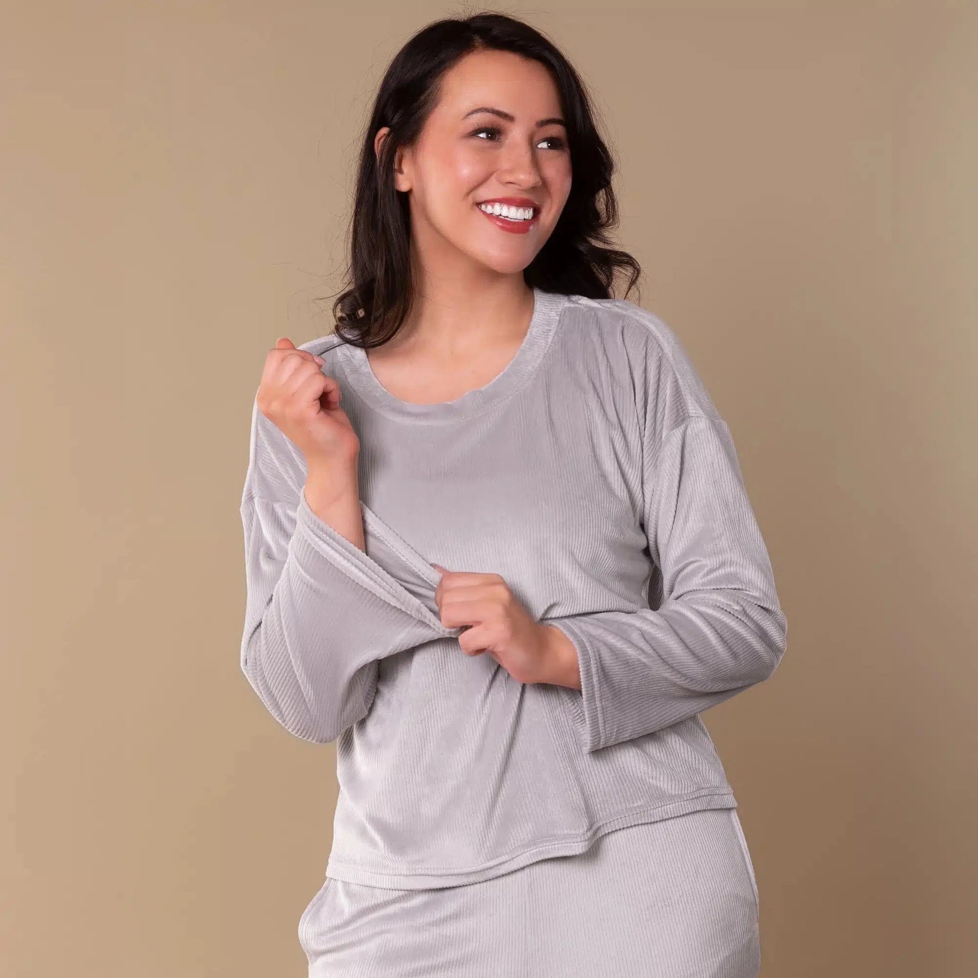 Luxe Lounge Pajama Top | Soft Grey Amanda Blu Lounge Wear