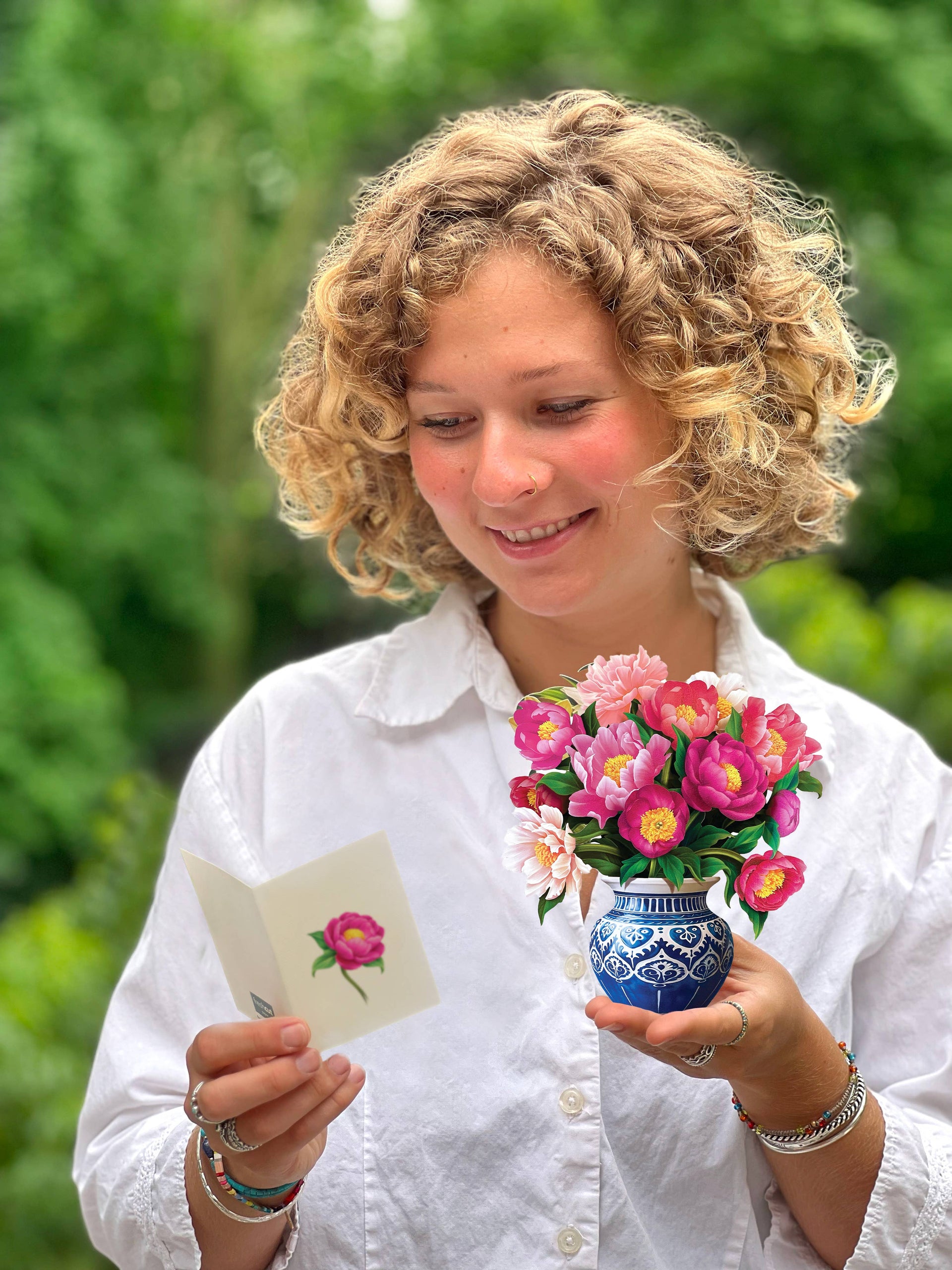 Mini Peony Paradise (10 Pop-up Greeting Cards) FreshCut Paper LLC