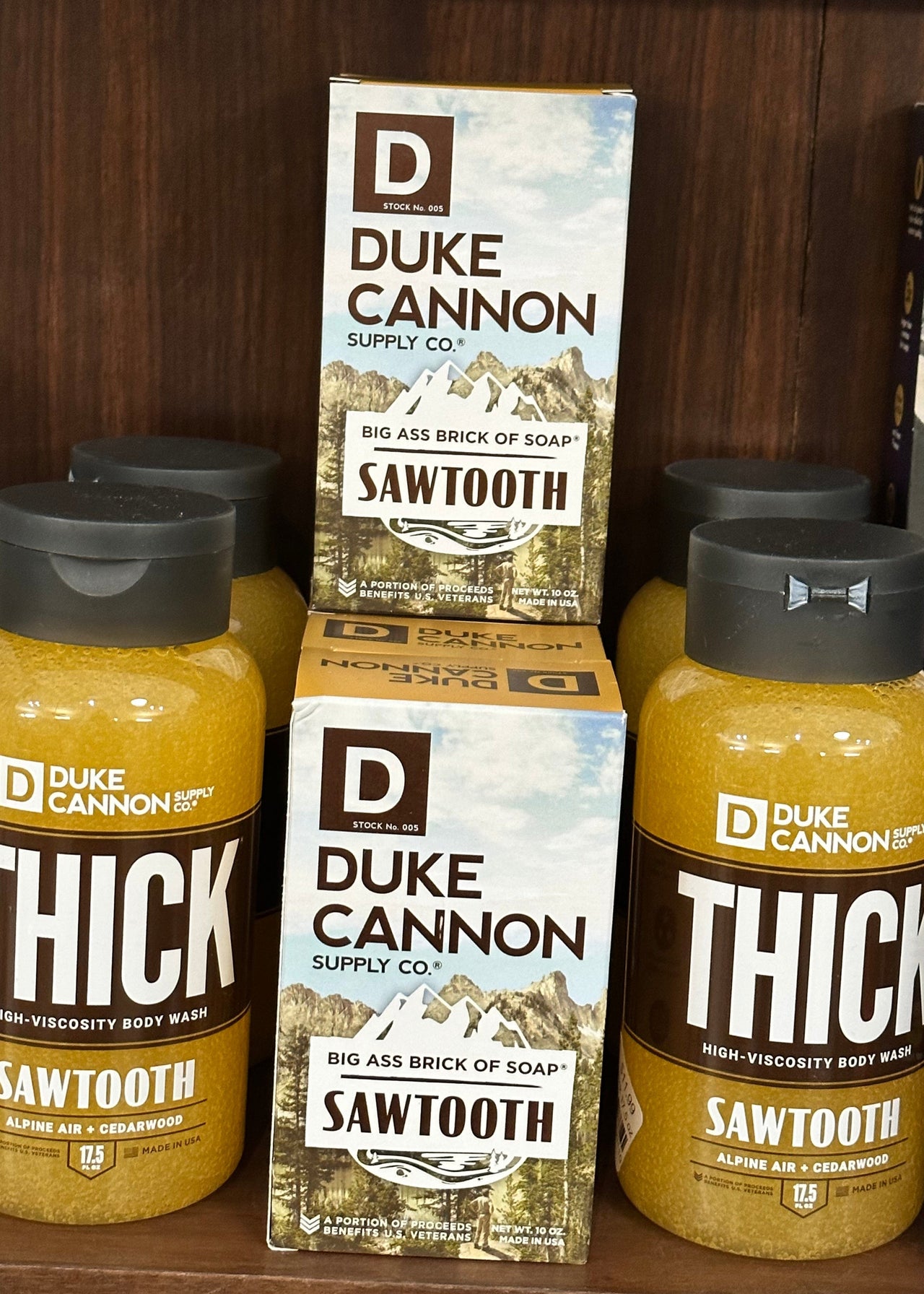Duke Cannon Big Ass Brick of Soap, Sawtooth