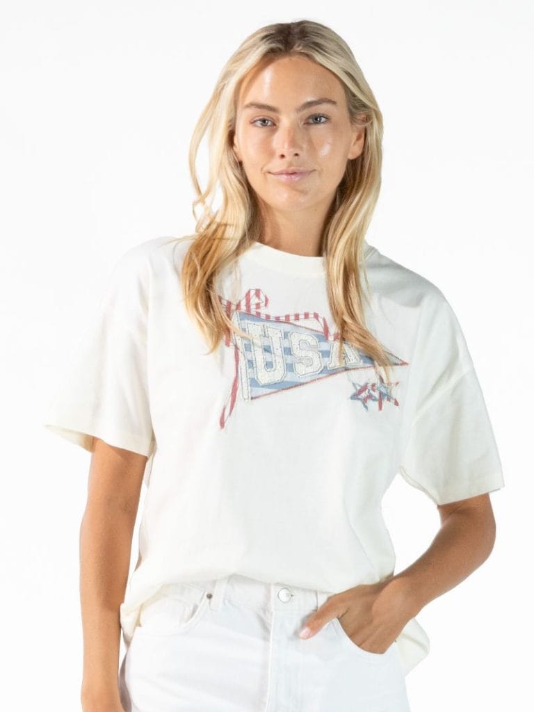 Short Sleeve Tee USA Pennant by Simply Southern Simply Southern T-shirt