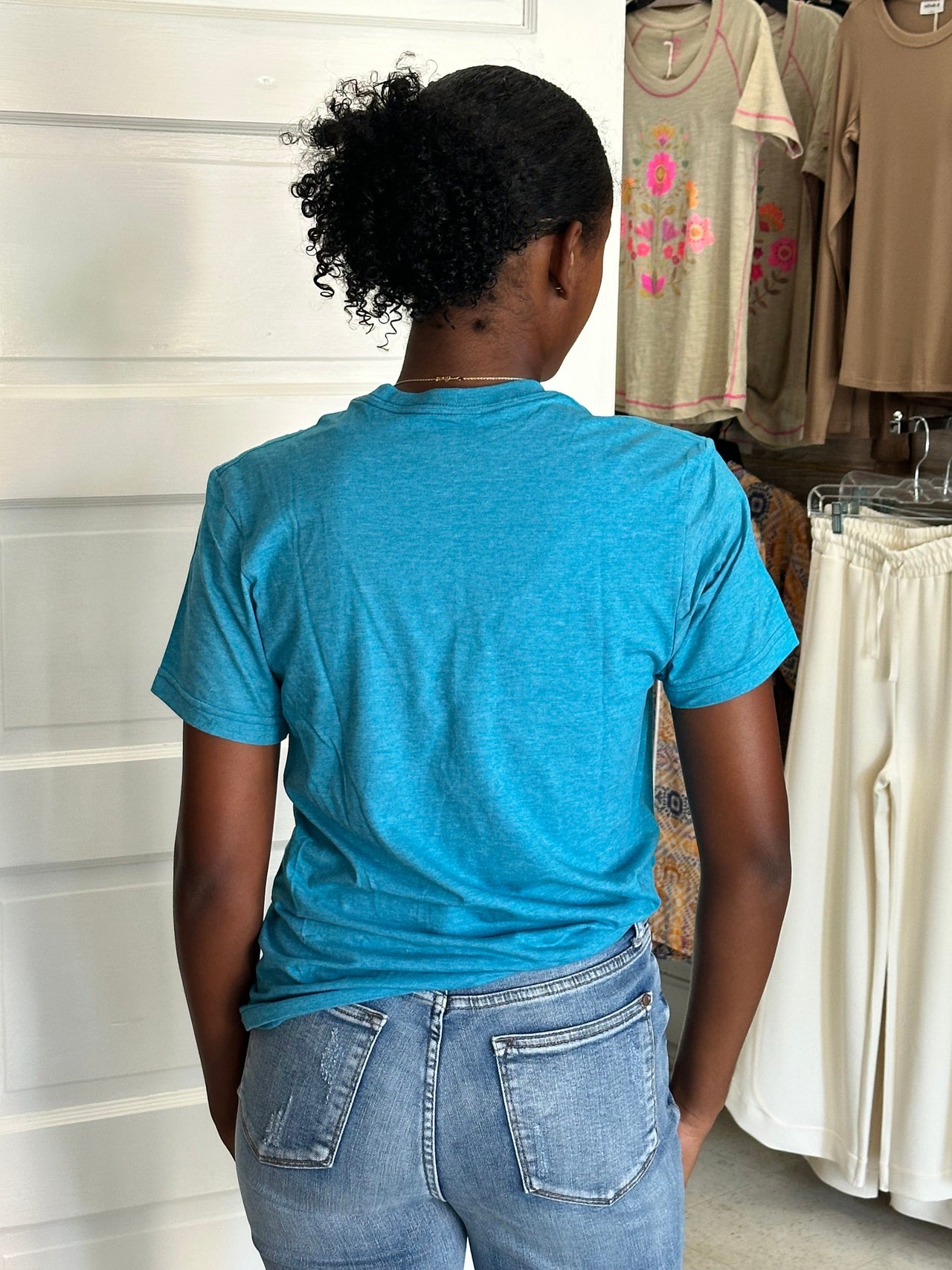 Tee | Praise God Flower Design Kerusso Shirt