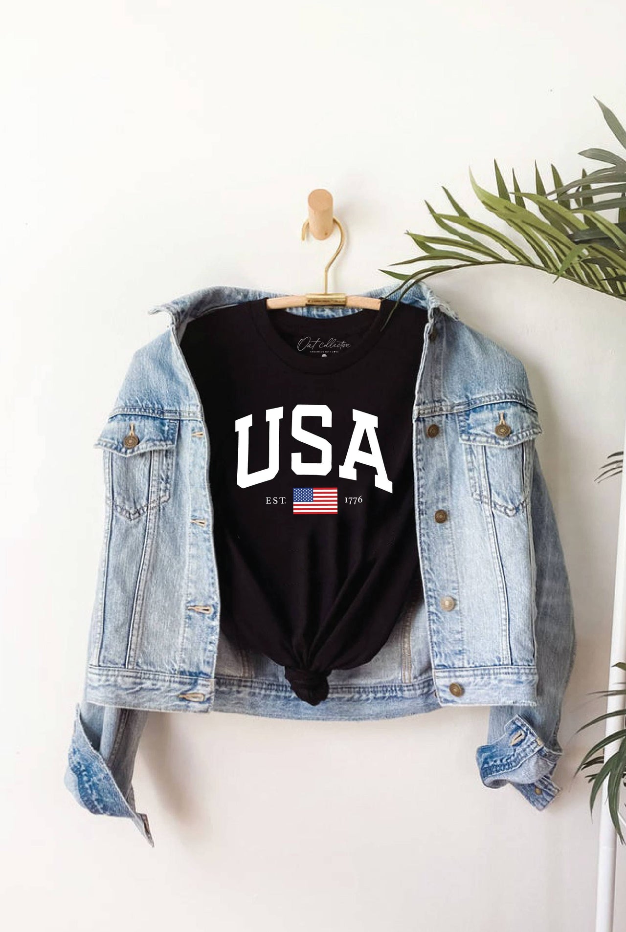 USA EST.1776 Graphic T-shirt: Black / S OAT COLLECTIVE