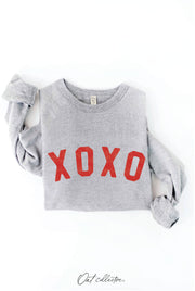 XOXO Graphic Sweatshirt: ATHLETIC HEATHER / M OAT COLLECTIVE
