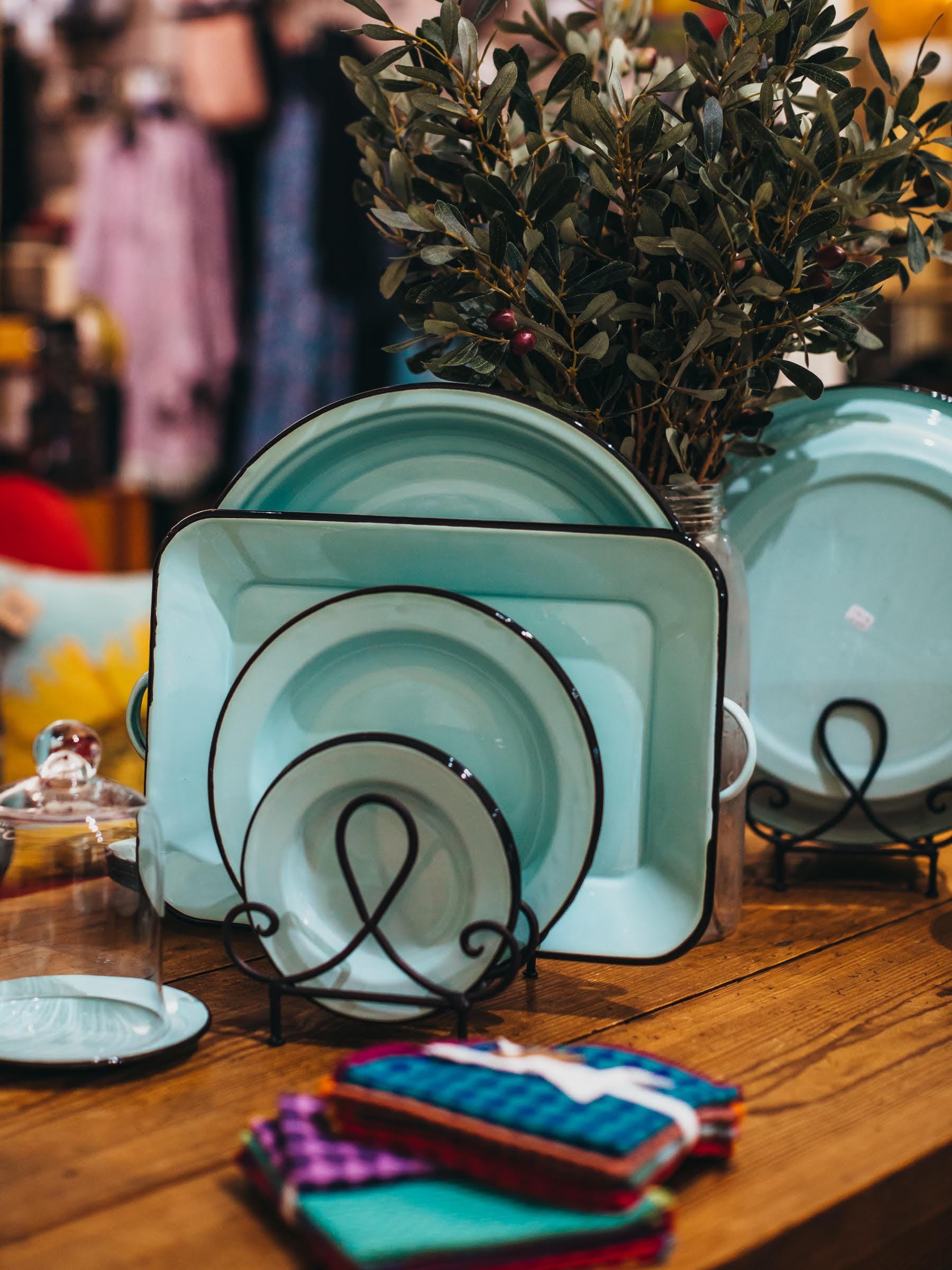 Farmhouse Enamelware Plates Sets of 4 Park Hill Kitchen
