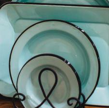 Farmhouse Enamelware Plates Sets of 4 Park Hill Kitchen Dinner Plates S/4